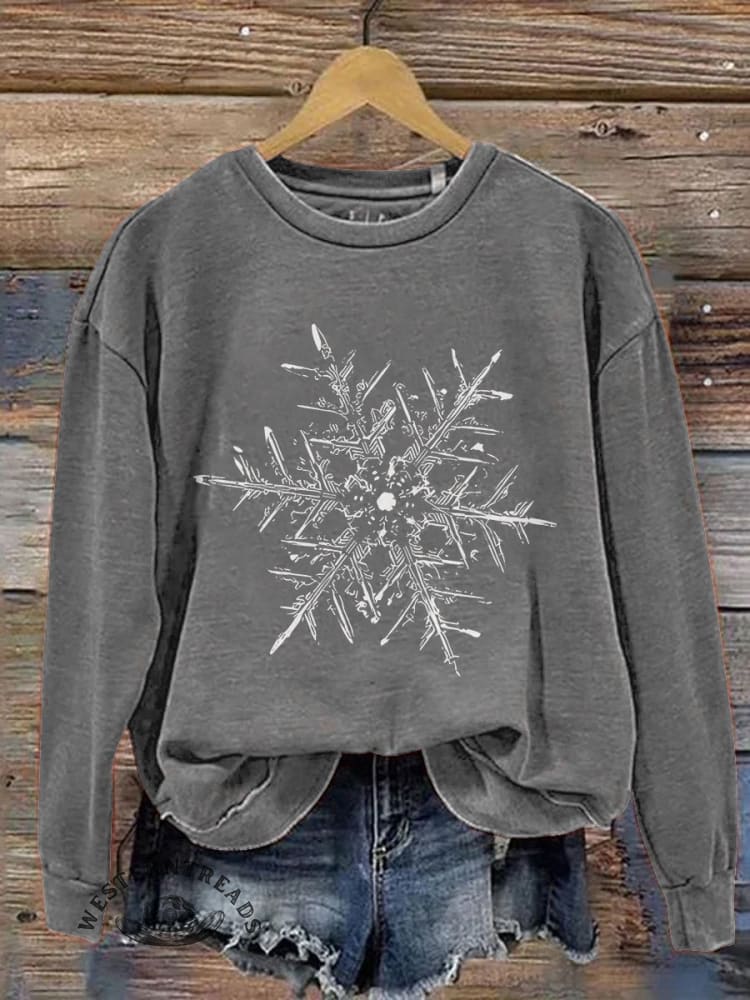 Snowflake Winter Christmas Print Casual Sweatshirt - Image 4