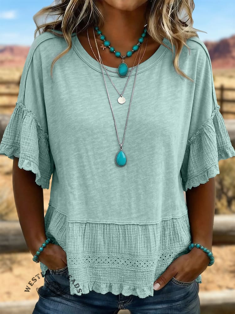 Vintage Art Hollowed Out Lace Patchwork T-Shirt - Image 4