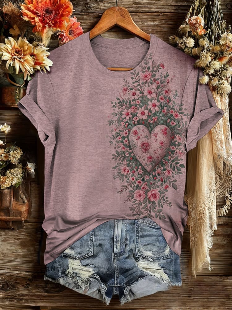 Vintage Art Print Casual T-shirt - Image 3