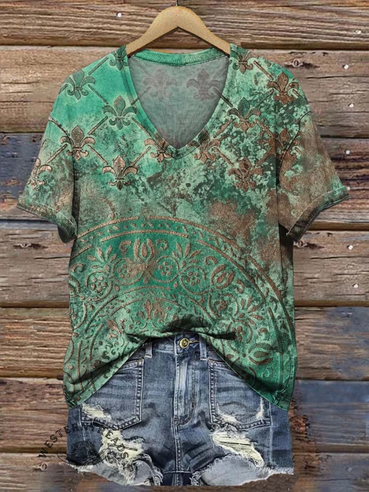 Vintage Art V-neck T-shirt