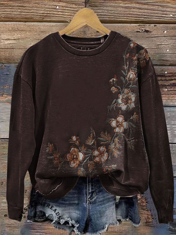 Vintage Floral Prints Casual T-shirt - Image 3