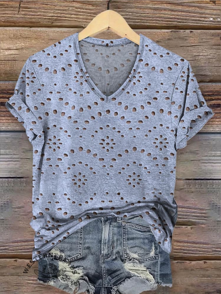 Women's Classic Pastoral Print V-neck Casual T-Shirt - Image 3