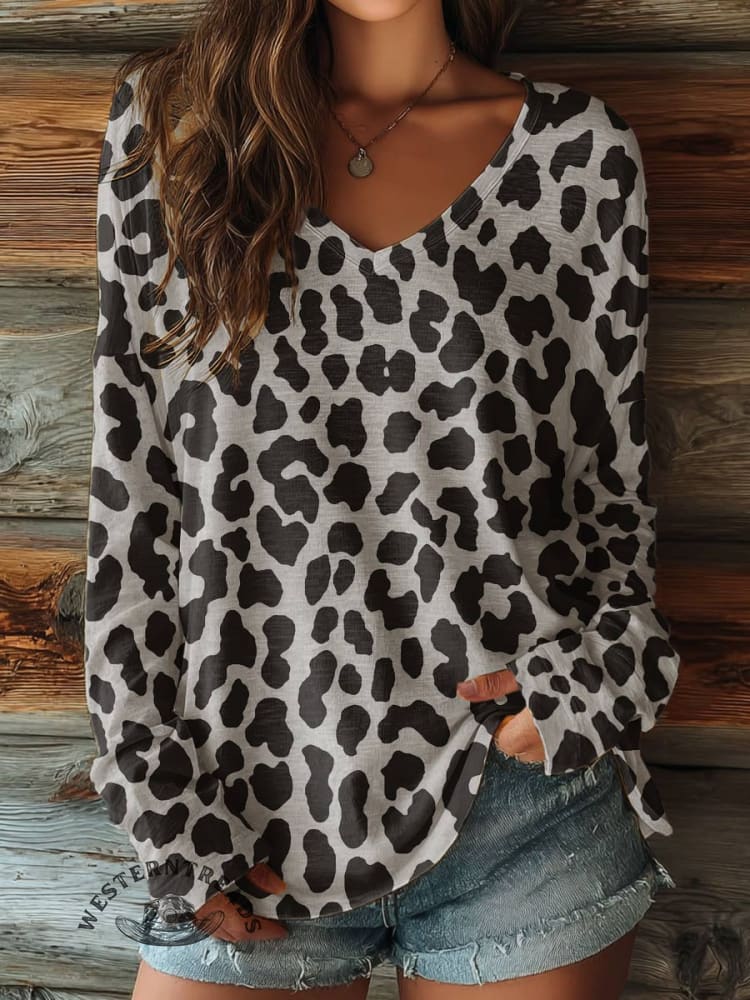 100% Cotton🍃Women's Leopard Print Casual V-neck Long Sleeve T-shirt - Image 2