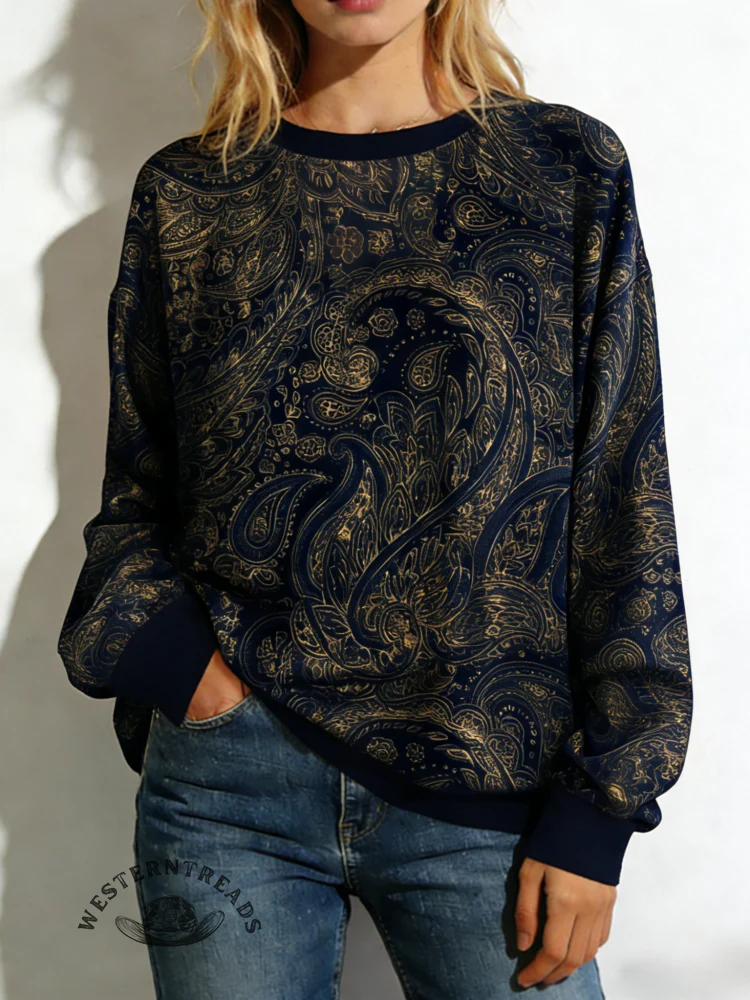 Women's Paisley Print V-neck Casual T-Shirt - Image 3