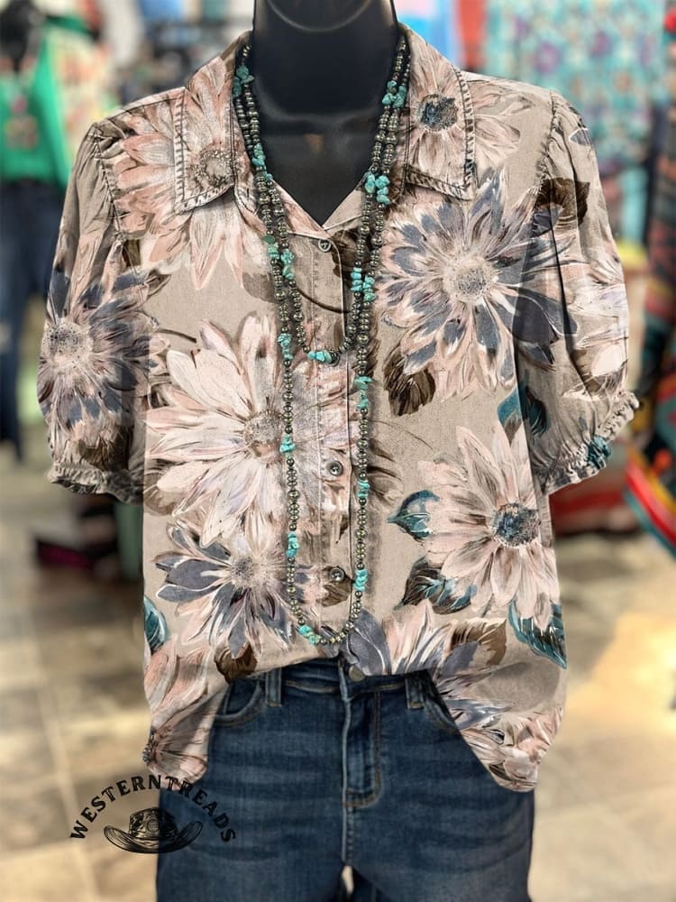 🔥Hot Sale🔥Women's Retro Beige Floral Print Casual V-neck T-shirt - Image 3