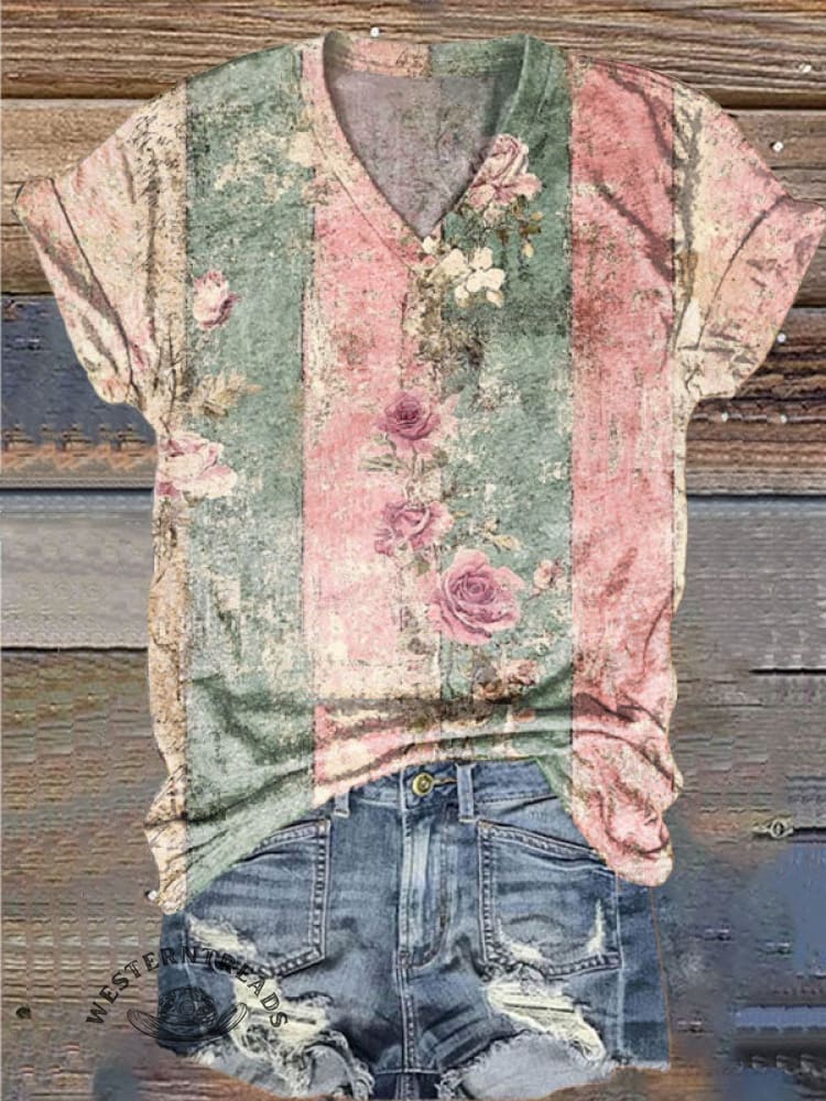 š„Limited Time Discountš„Women's Vintage Print V-neck Casual T-Shirt